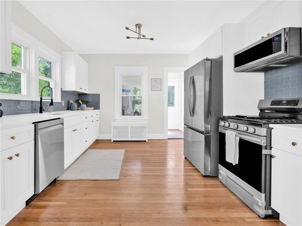 35 Brook Street - Photo 1