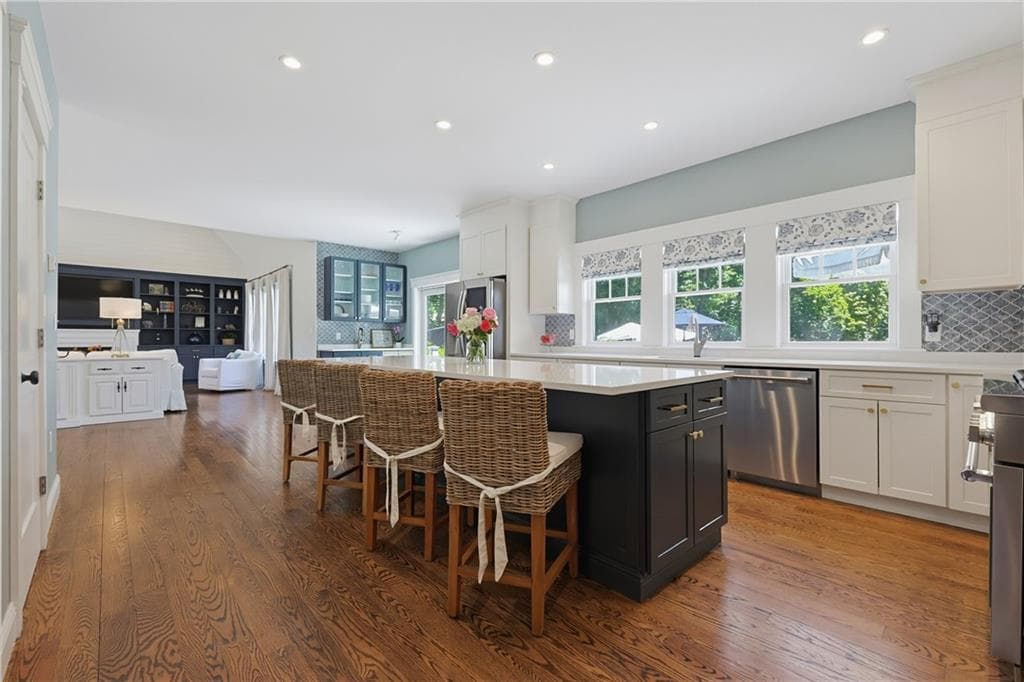 61 Martin Avenue - Photo 2