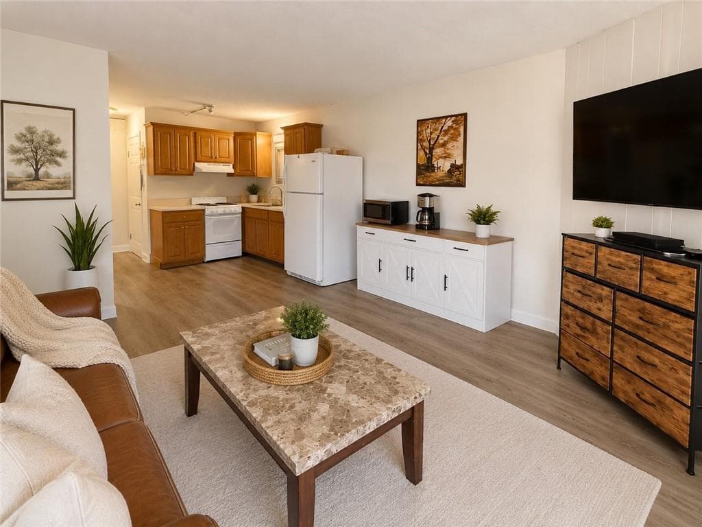 3940 Post Road #7 - Photo 3