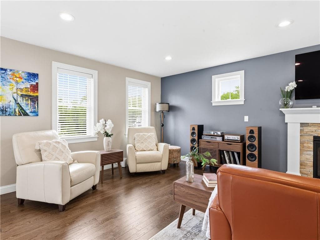 125 Winslow Way - Photo 5