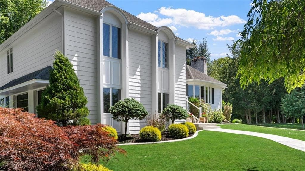83 Nicole Drive - Photo 3