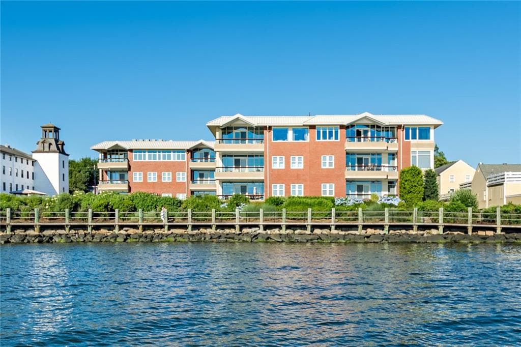 341 Thames Street #302-S - Photo 2
