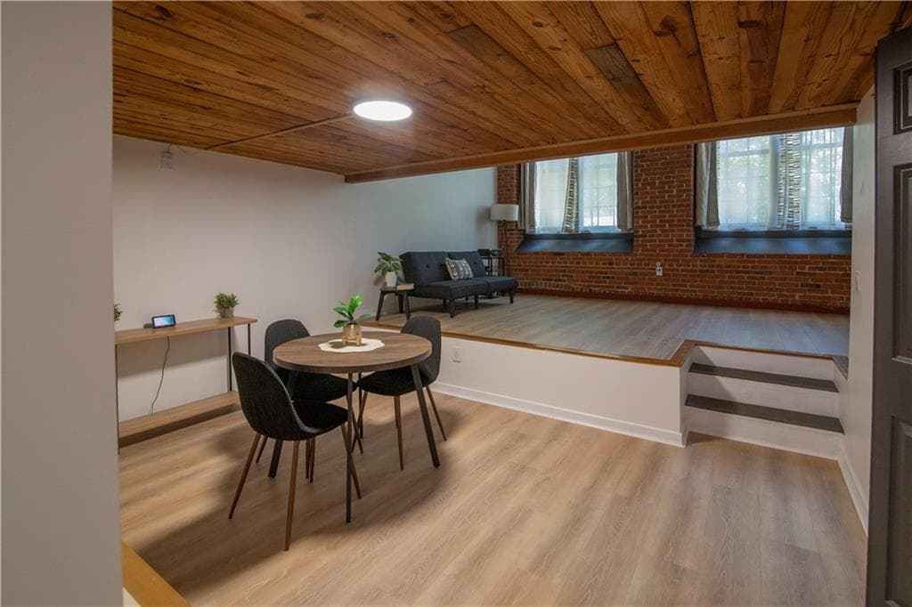 15 Higgins Street #113 - Photo 5