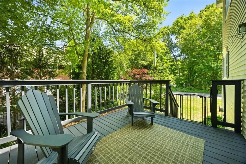 2 Lafayette Drive - Photo 3