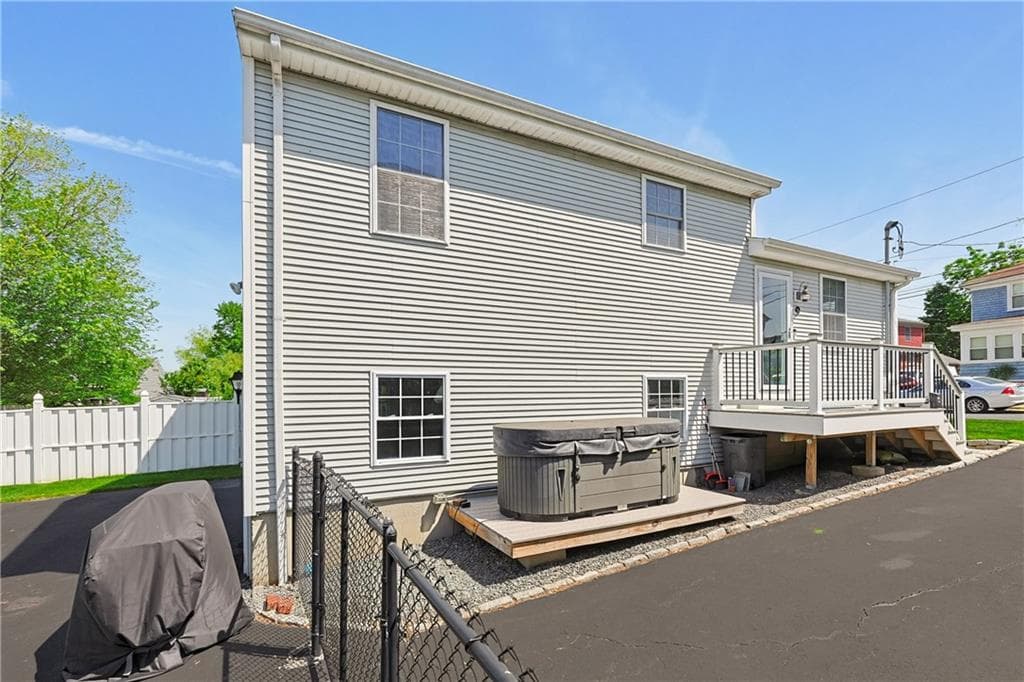9 Doran Avenue - Photo 2