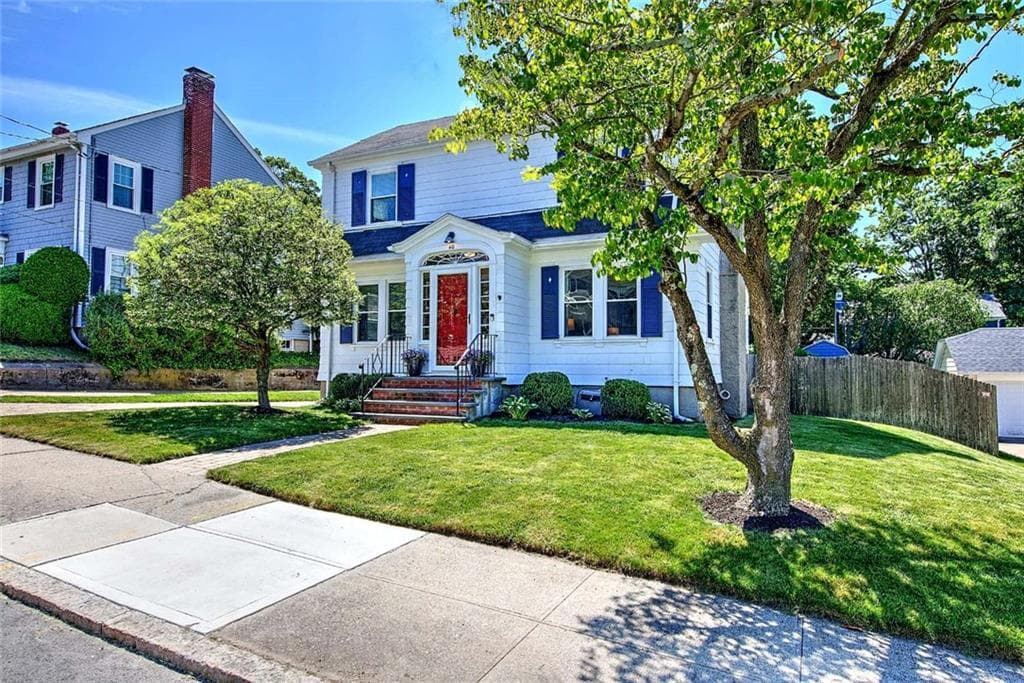 40 Lafayette Street - Photo 2