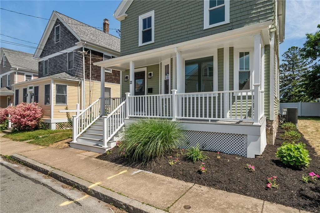 21 Russell Avenue - Photo 5