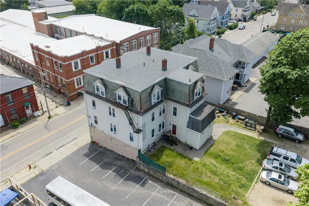 584 North Main Street - Photo 4