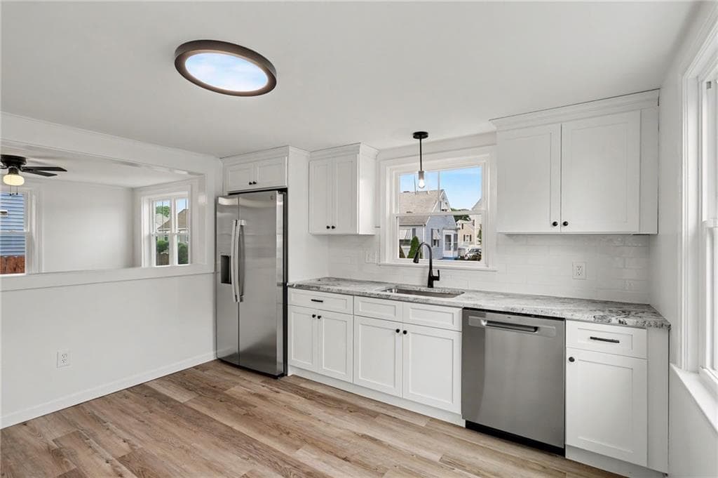 125 Olympia Avenue - Photo 2