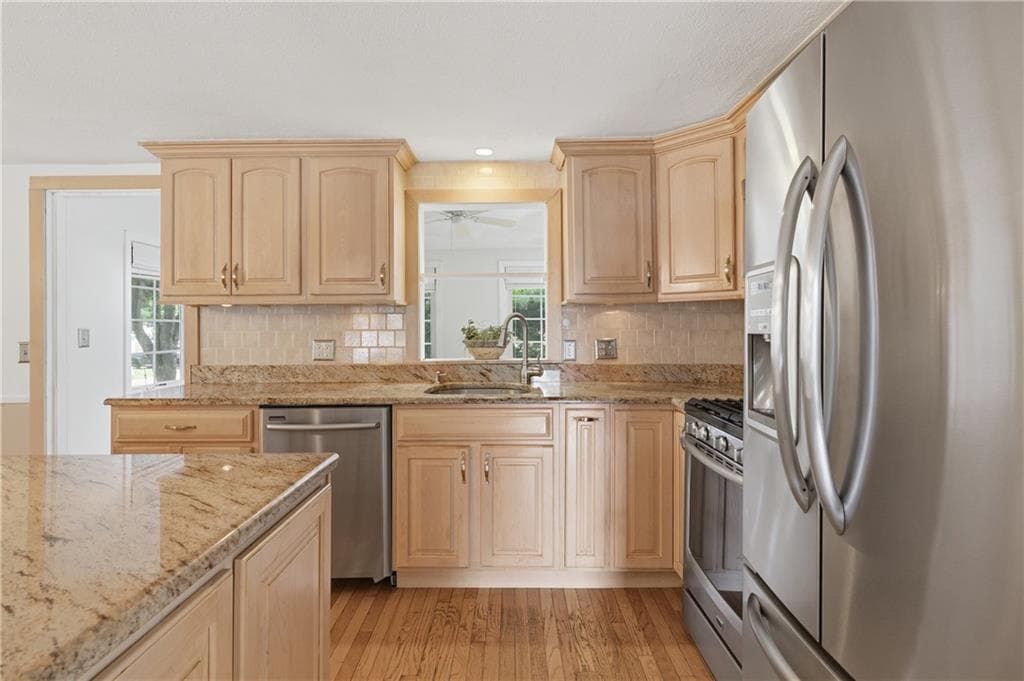 10 Sprague Street - Photo 4