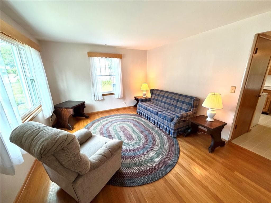 83 Crestwood Court - Photo 5