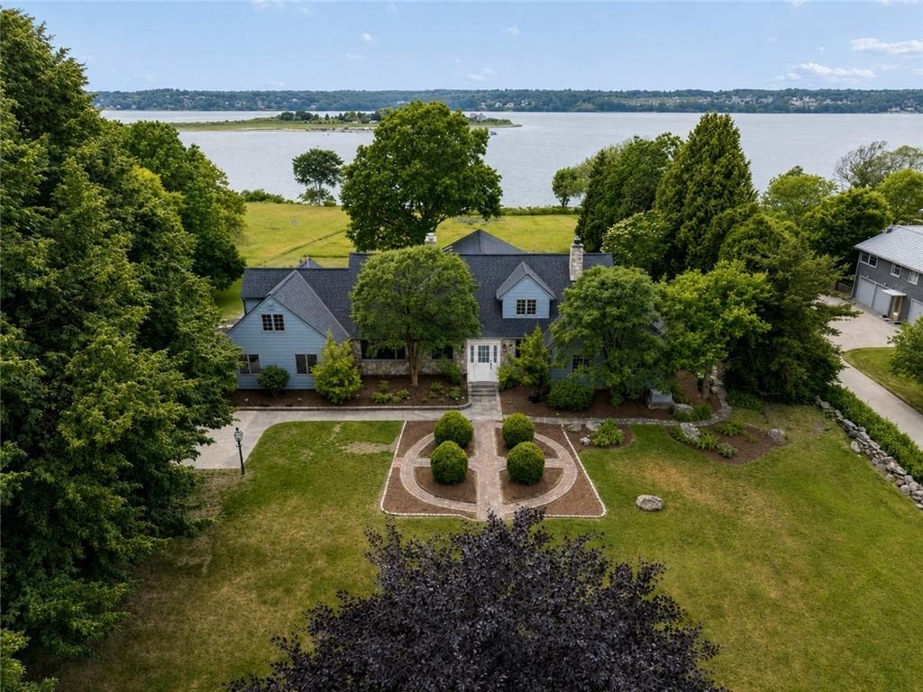 683 Neck Road - Photo 1