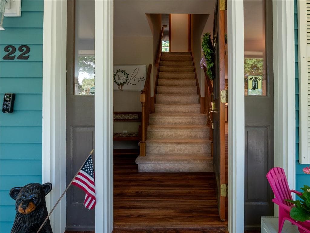22 Ridgewood Drive - Photo 5