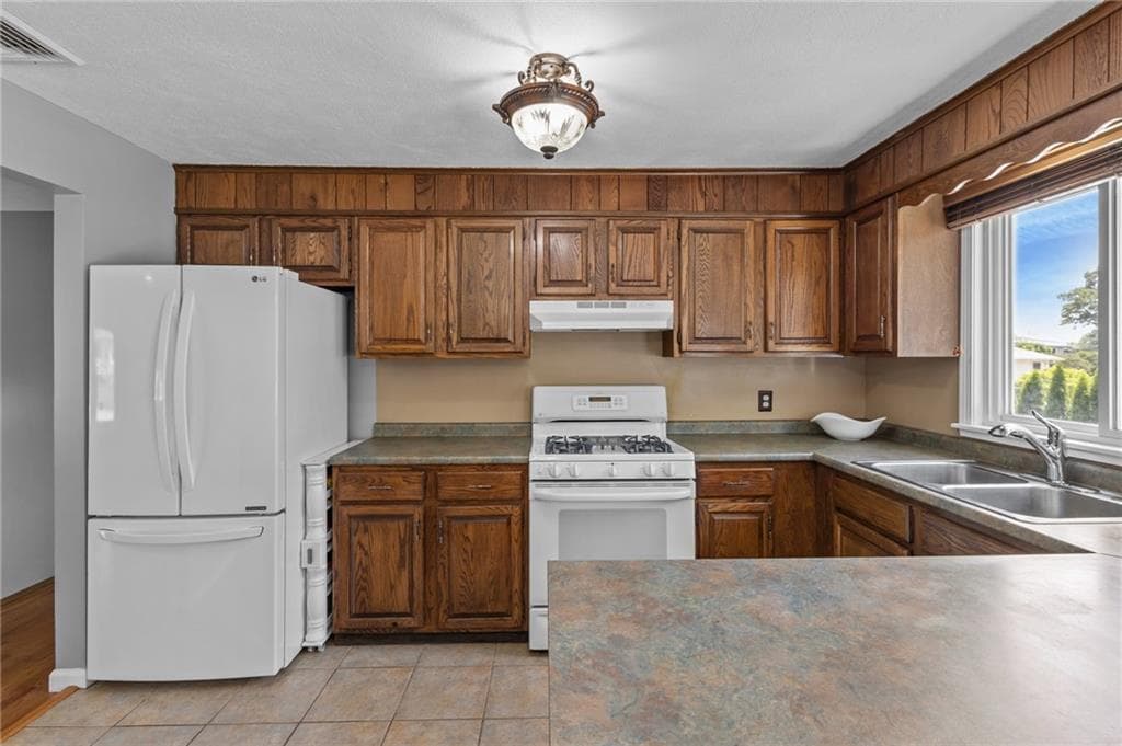 38 Bateman Avenue - Photo 5