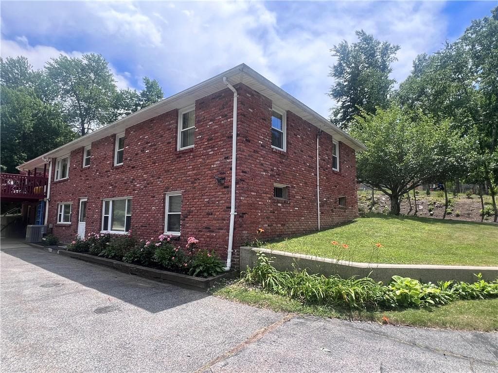 77 Victoria Street - Photo 2