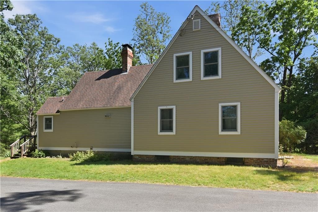 152 Hallville Road - Photo 2