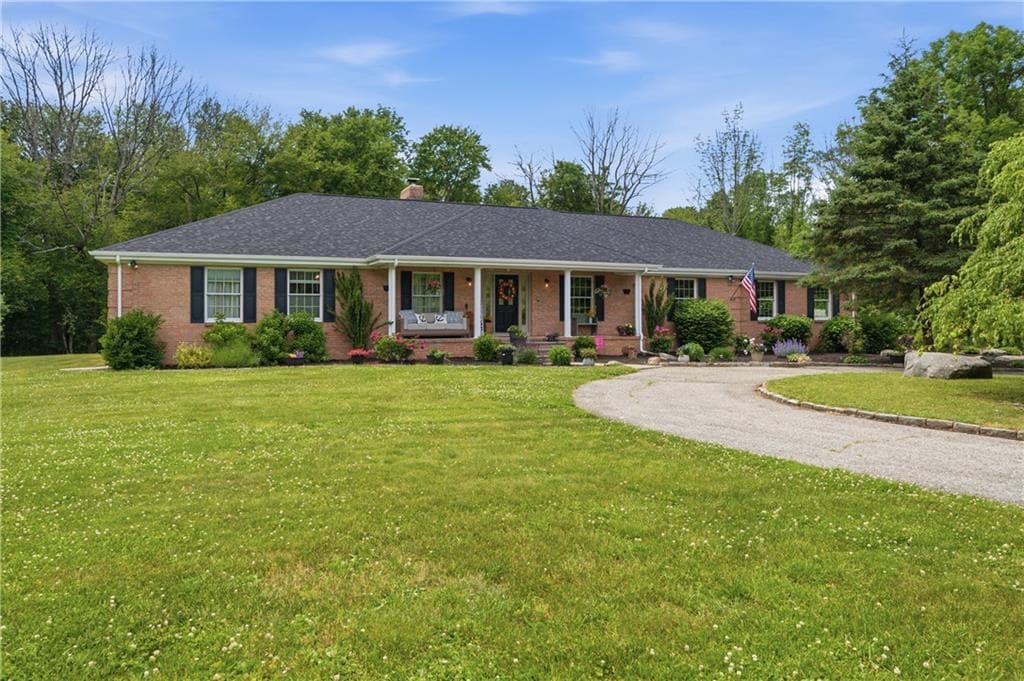 162 Absalona Hill Road - Photo 2