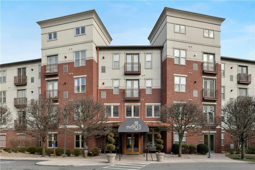 1000 Providence Place #418