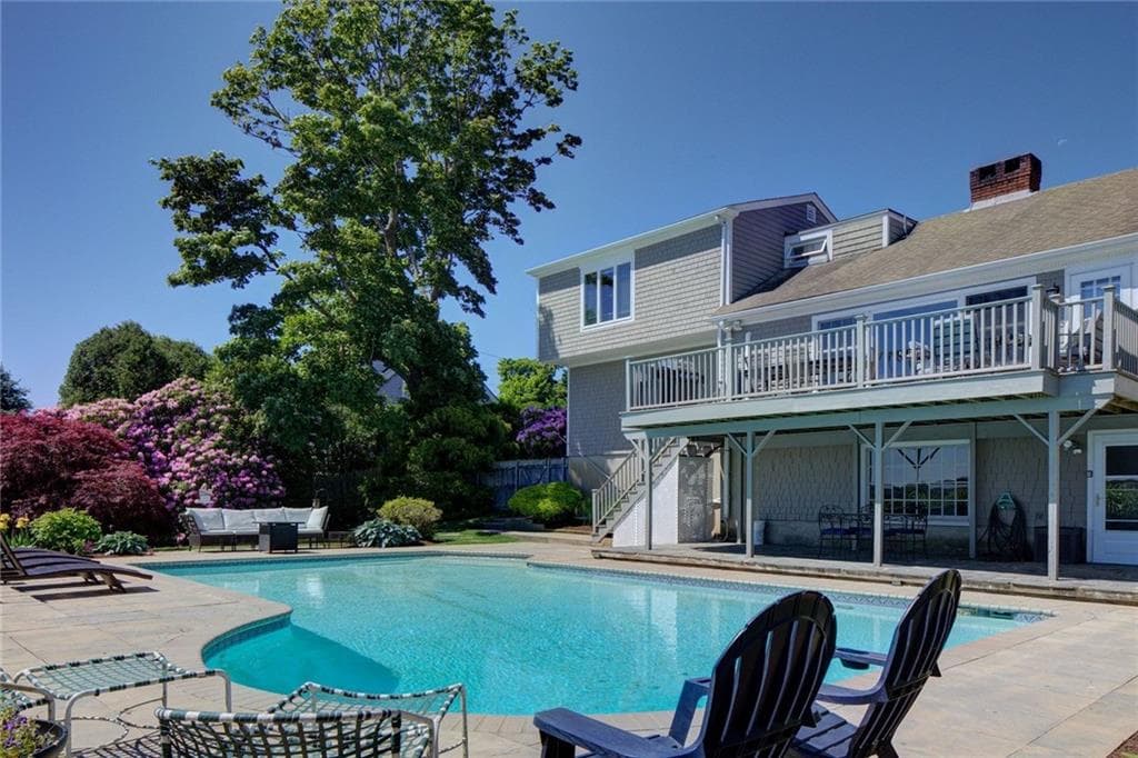 172 Eustis Avenue - Photo 3