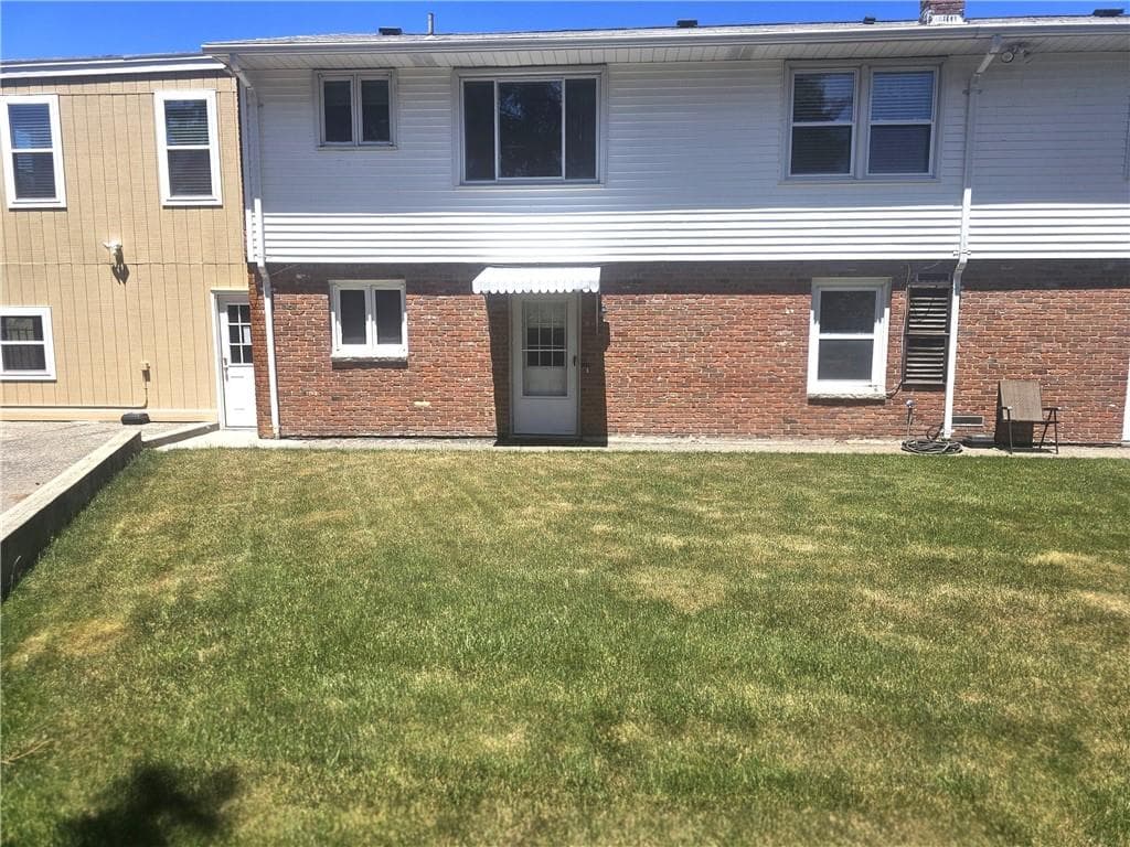124 Jane Street #B