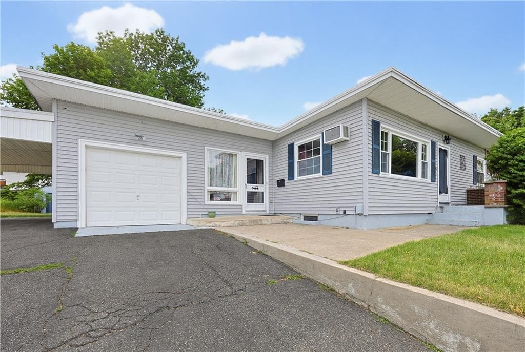 102 Grace Avenue - Photo 4