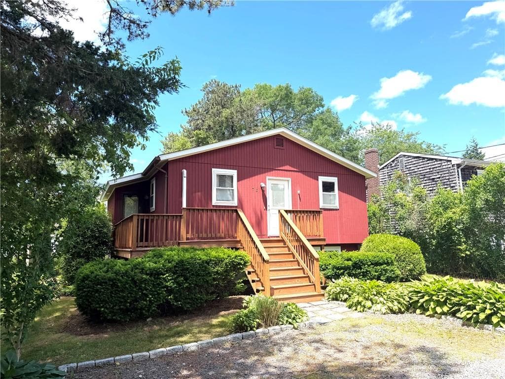 76 Hemlock Road
