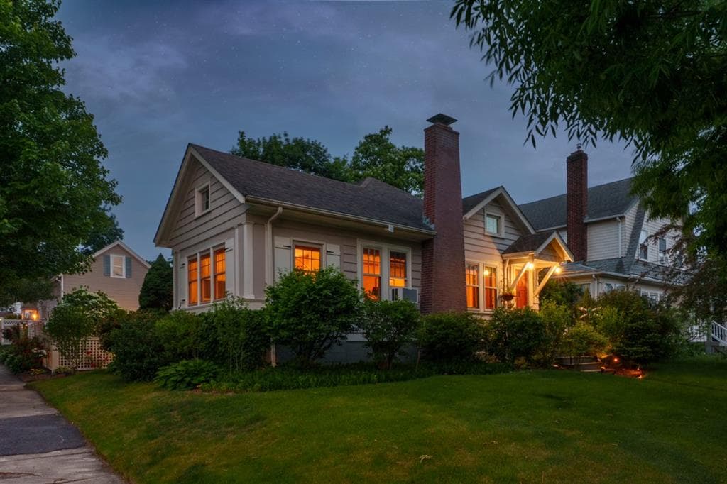 130 Grace Street - Photo 2