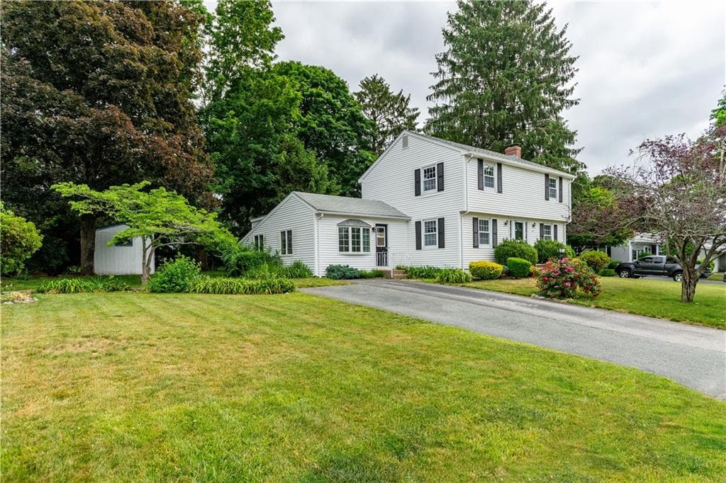 69 Douglas Road - Photo 2