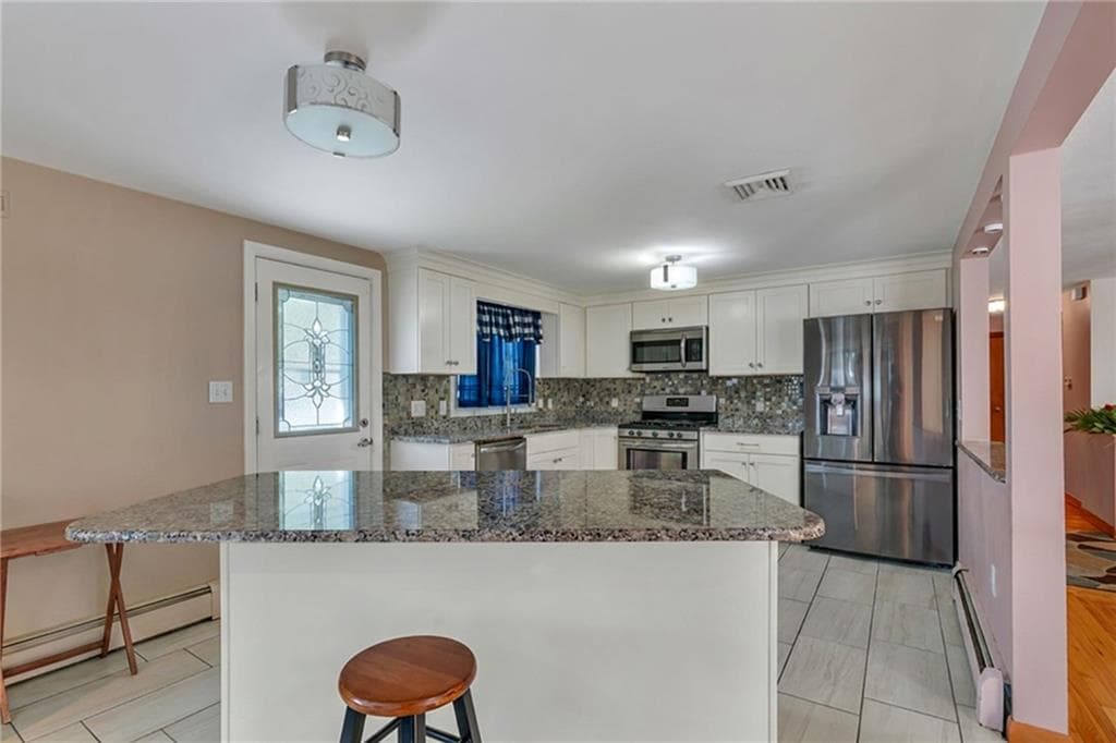 83 Valente Drive - Photo 4