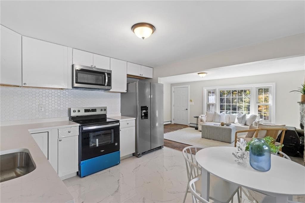 400 Schooner Avenue - Photo 2
