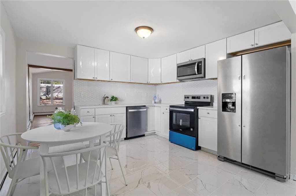 400 Schooner Avenue - Photo 3