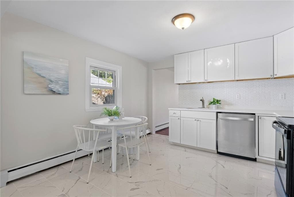 400 Schooner Avenue - Photo 4