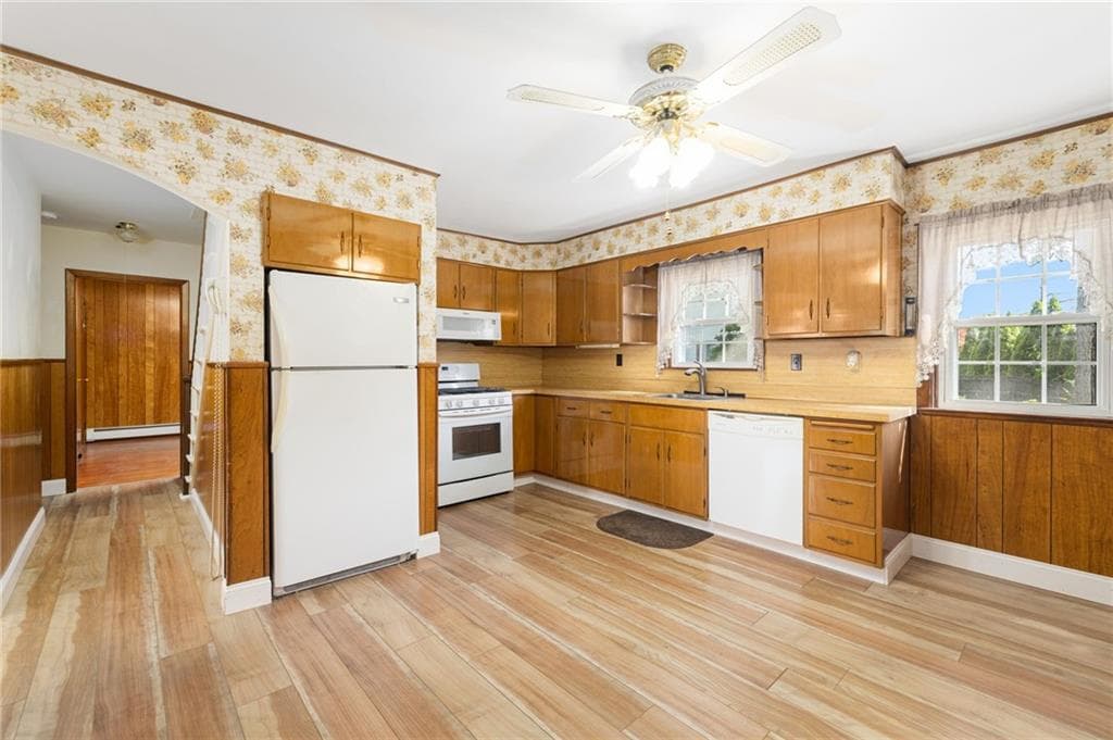 463 Power Road - Photo 5