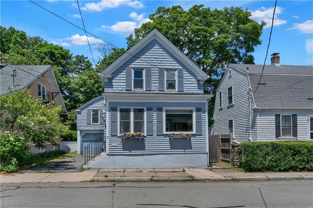 3 Sycamore Street