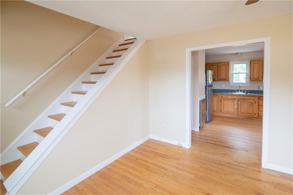 23 Saundra Drive - Photo 5