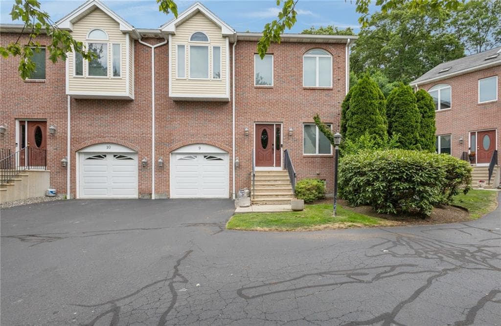131 Fruit Hill Avenue #9 - Photo 2