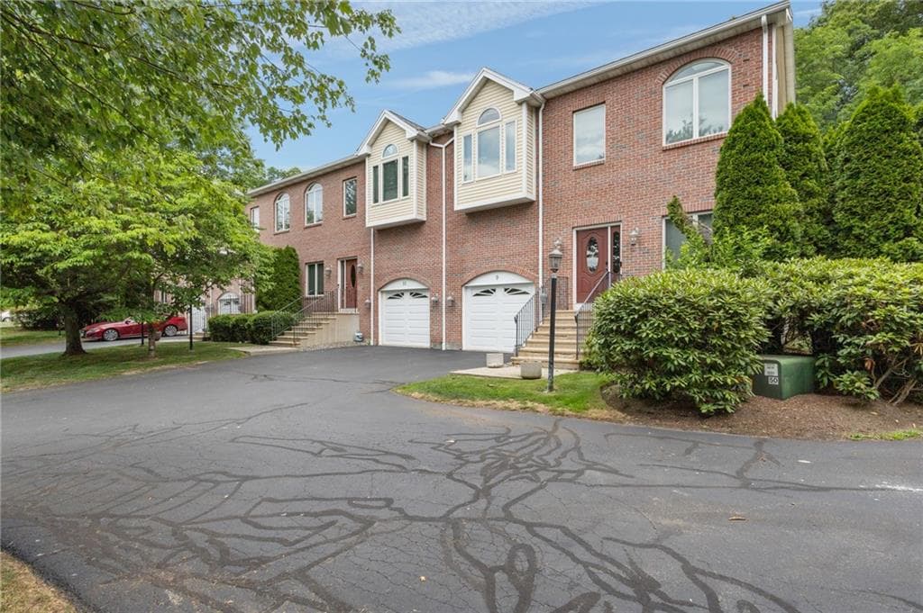 131 Fruit Hill Avenue #9 - Photo 3