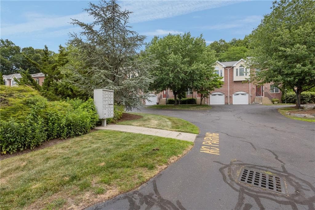 131 Fruit Hill Avenue #9 - Photo 4