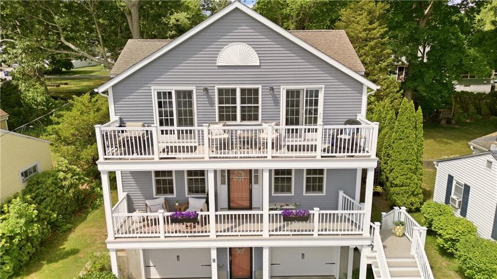 11 King Philip Avenue - Photo 2