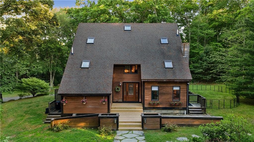 285 Jacob Street - Photo 4