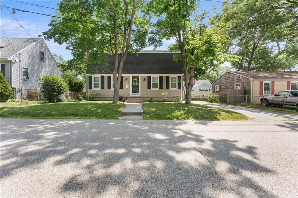 21 Bailey Street - Photo 2