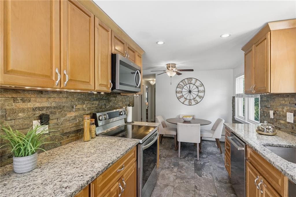 72 Fairweather Avenue - Photo 5