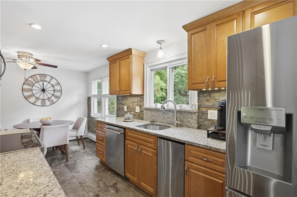 72 Fairweather Avenue - Photo 4