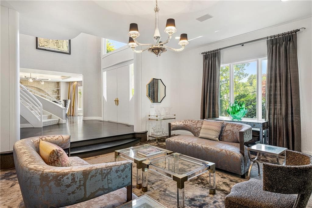 4 Jones Circle - Photo 5