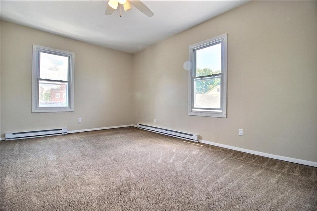 33 Railroad Avenue #2 - Photo 4
