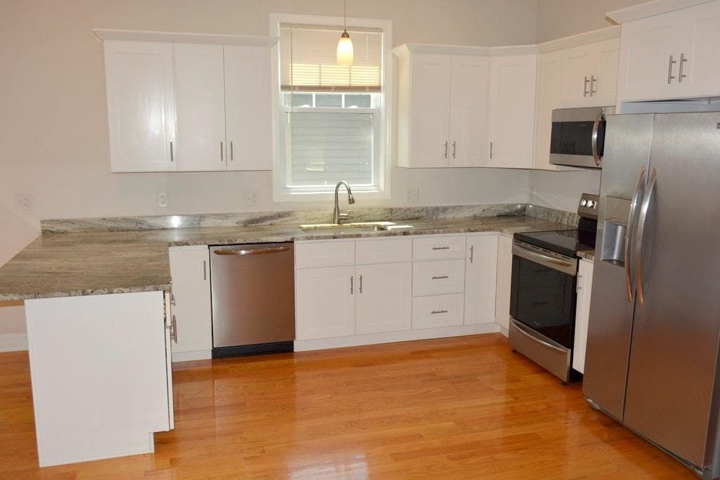 213 Carpenter Street - Photo 3