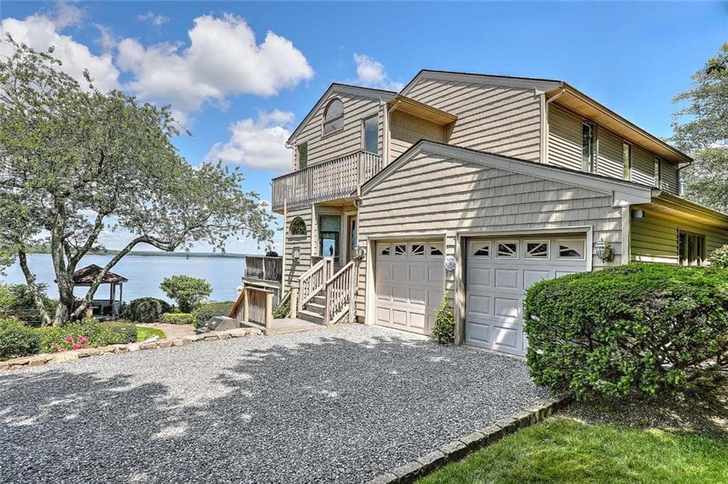 129 Seaside Drive - Photo 4