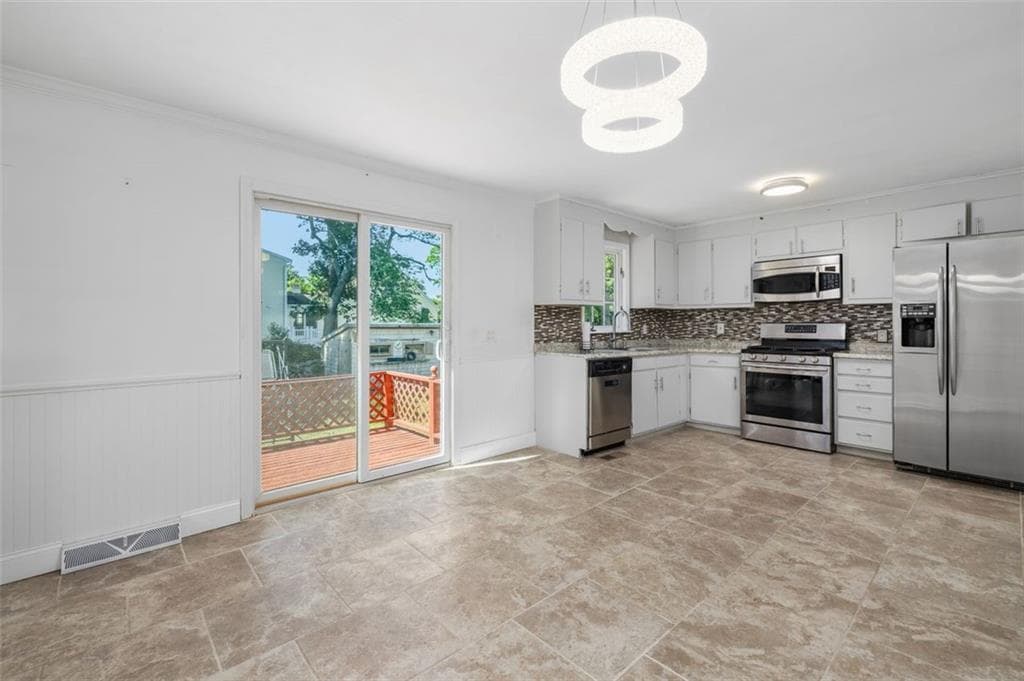 37 Ridgeway Drive - Photo 3