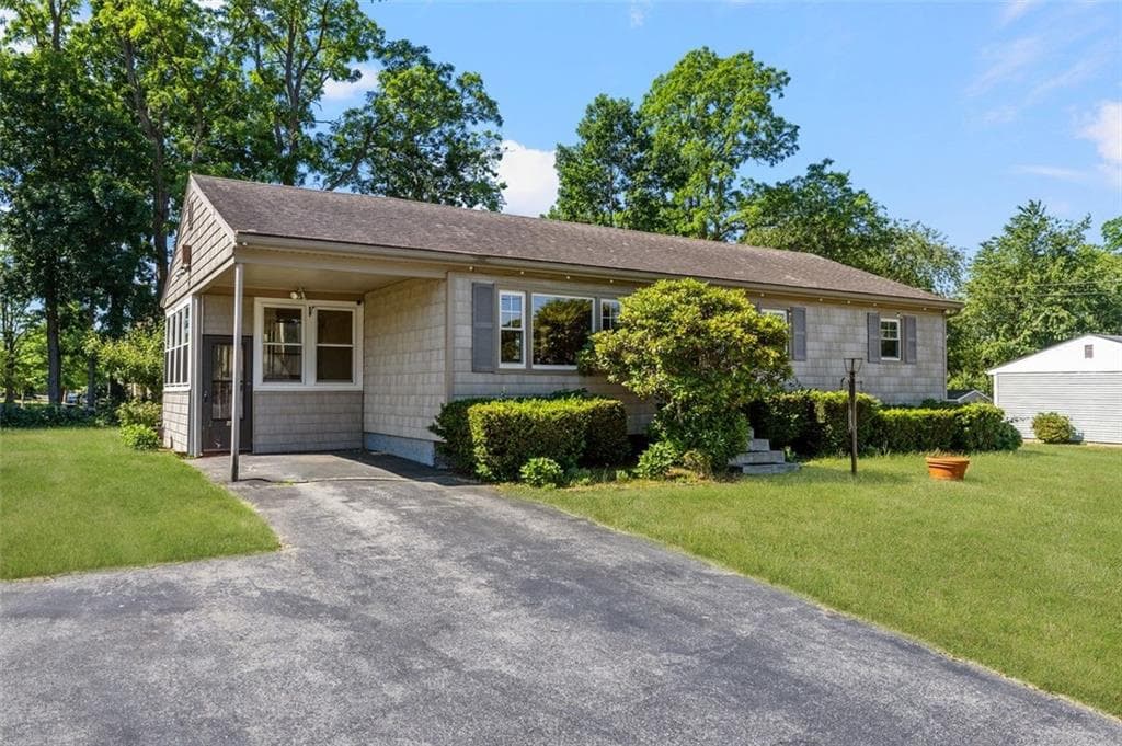 37 Ridgeway Drive