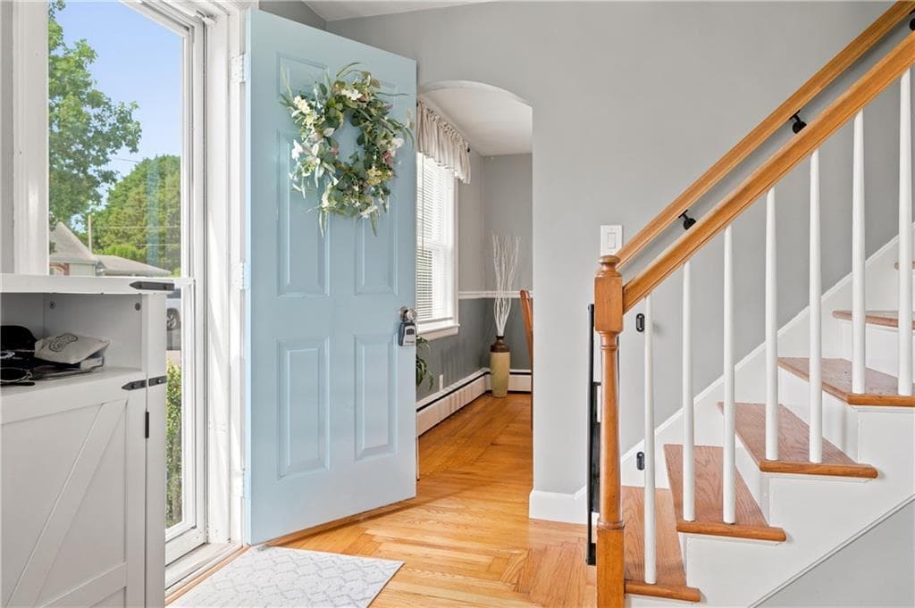 142 Mowry Avenue - Photo 2